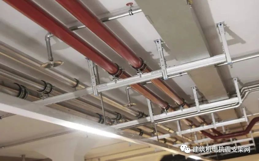 图纸支架管廊图片_管廊支架现场制作_管廊支架图纸