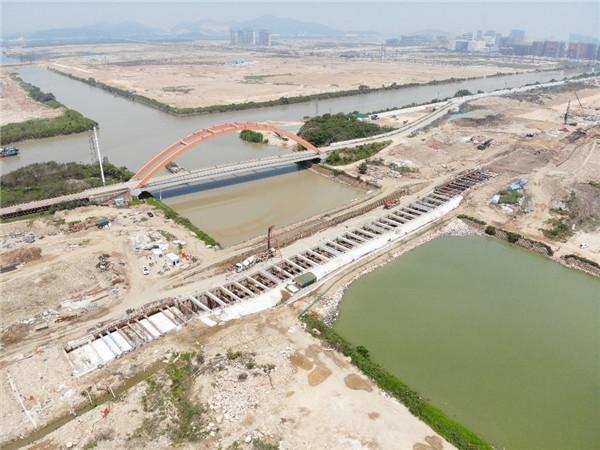 大理计划今年7月全线贯通，中山这个管廊项目工地一片繁忙